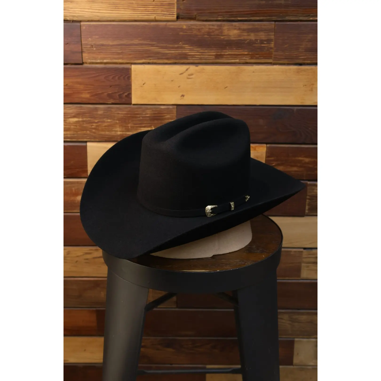 LR: Raven Black Felt 4x (Pre-Shaped Cattleman Crown)