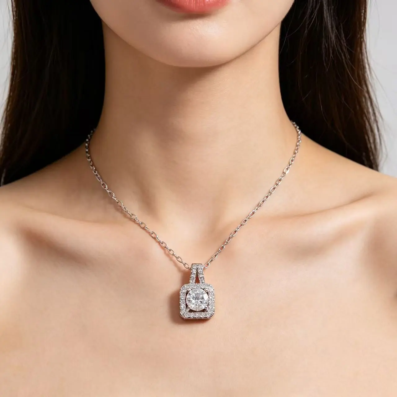 IGI Lab-Grown Diamond Necklace: Main diamond 1.02 ct + 0.5 ct rough diamonds, light luxury square halo collarbone necklace