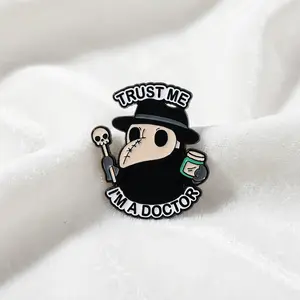Doctor Mask Metal Brooch Pin, Gothic Style Badge Accessory for Jackets, Bags, Hats and Everyday Outfit Styling