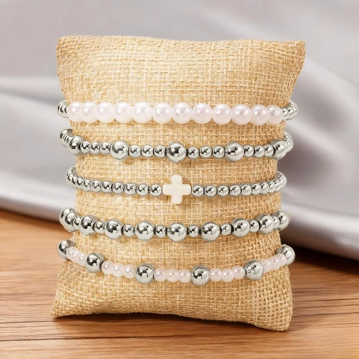 Women's 5Pcs Golden Stackable Bracelets Set, Non Tarnish Chunky Paperclip Link, Cross, Pearl & Beaded Stretch Bracelet, Trendy Stacking Jewelry for Daily Wear Birthday Gift