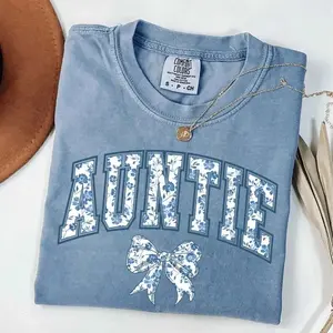 Comfort Colors Auntie Shirt, Cute Auntie T-Shirt, New Aunt Gift, Pregnancy Announcement, Gift for Aunt, Pregnancy Reveal to Aunt, Aunt Shirt Womenswear - AMBER