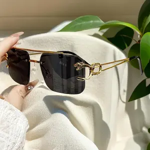 Vintage Luxury Golden Fahsion Glasses Cool Tiger Stand Women's Frameless Black For Men And Women Outdoor Travel Anti Glare Glasses002
