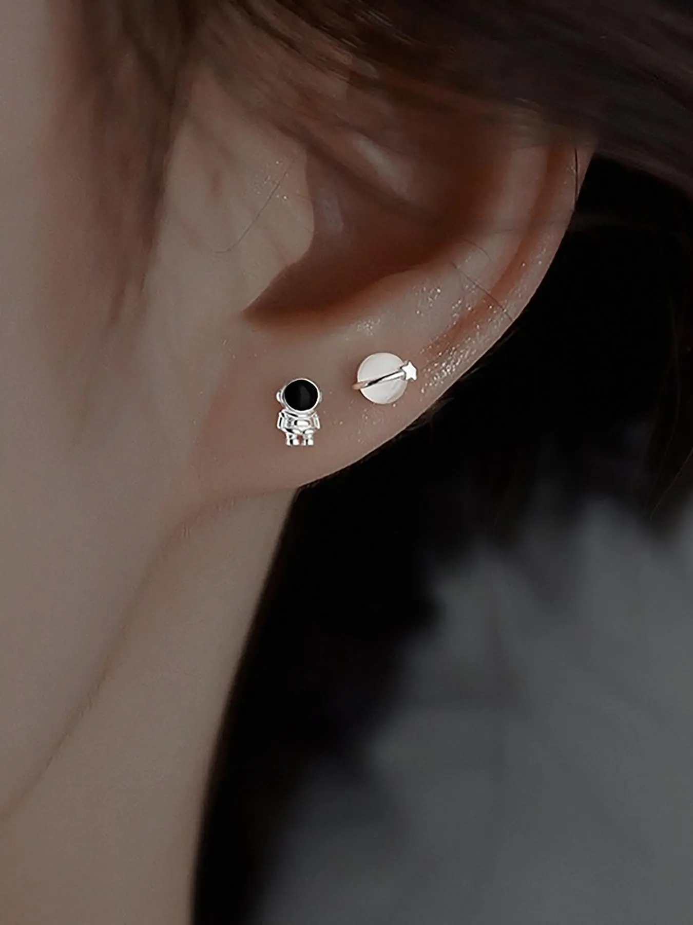 925 Silver Needle Planet Astronaut Stud Earrings for Women Trendy Simple Asymmetrical Earring Hypoallergenic Stud Earring Jewelry Earrings Studs