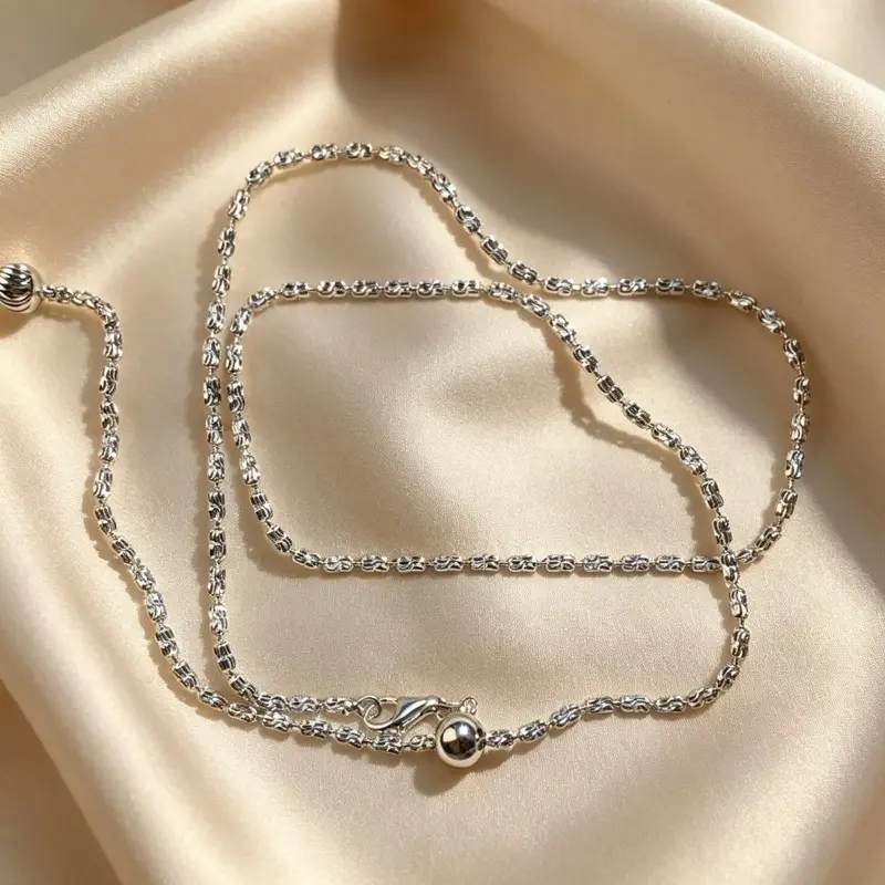 <PingEast jewelry > 925 Sterling Silver Adjustable Cylinder Necklace, designed for flexibility and effortless styling. The adjustable length lets you customize your fit, making it perfect for pairing with larger, statement pendants. Sleek, modern, and ver