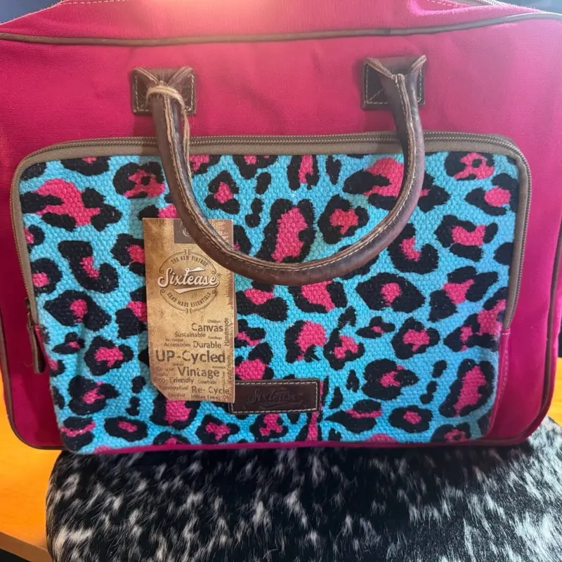 Sixtease pink canvas and leopard laptop briefcase
