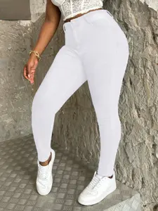 Women's Jeans Mid-Waist Elastic Design, Accentuates Hip Lines, Zipper and Button Front, Stylish Denim Jeans for Everyday Wear