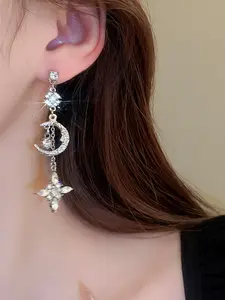 Fashion Rhinestone Star Moon Fringe Silver Color Alloy Earrings, Decoration, French Court Style Luxurious High-End Ear Jewelry for All Seasons