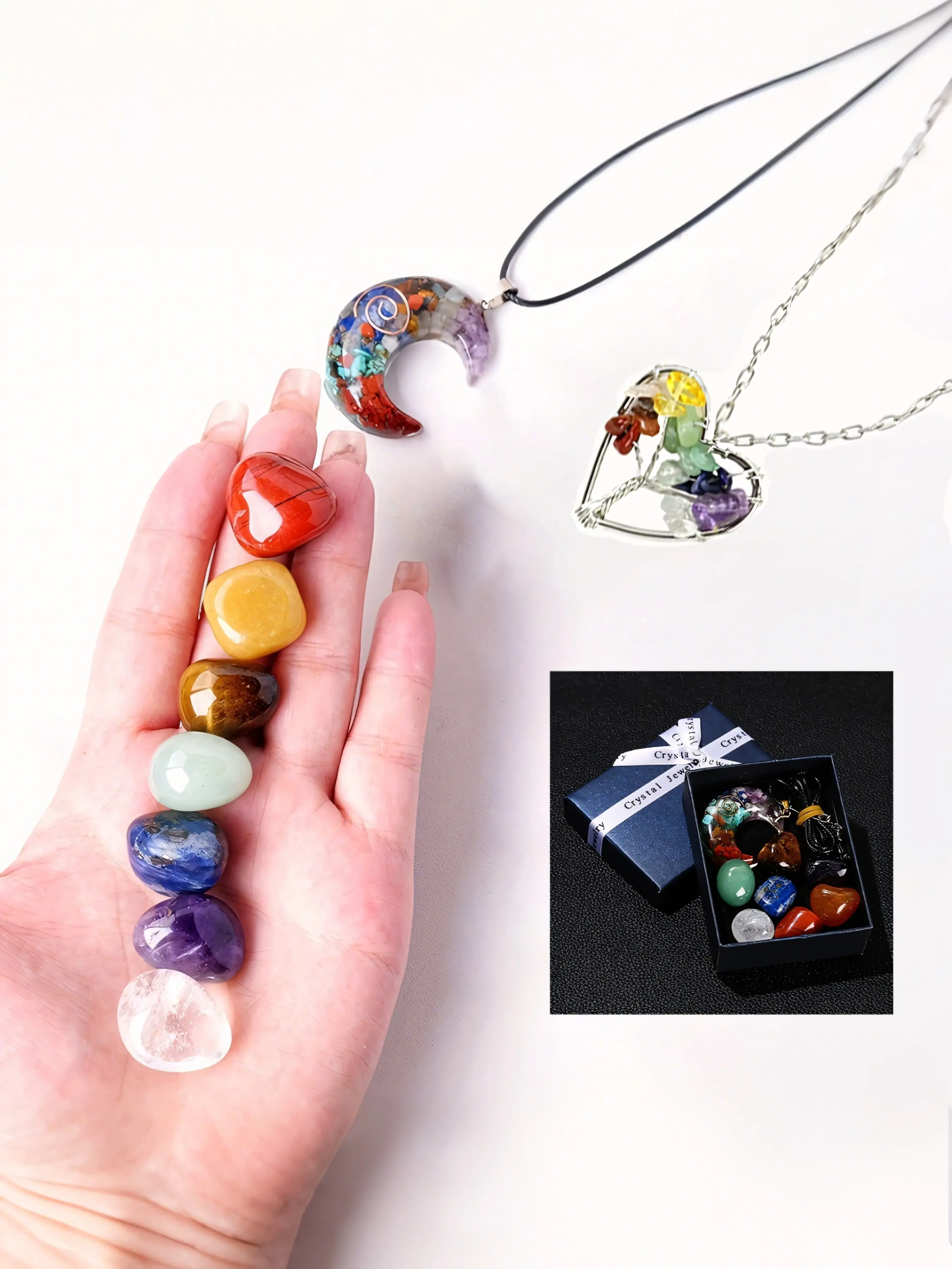 7 Chakra Moon Pendant Crystal Healing Set with Gift Box, Ideal Gift for Meditation and Mindfulness, Perfect for Spiritual Balance Enthusiasts