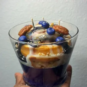 Blueberry Cinnamon Roll Candle with Decorative Blueberries and Pecan Pieces for Unique Aromatic Experience