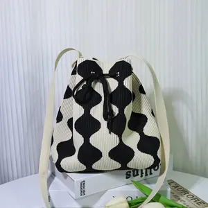 Stylish Black & White Geometric Pattern Knitted Tote Bag - Multifunctional Bucket Crossbody Shoulder Bag for Women, Polyester, Machine Washable, Small Crossbody Bag