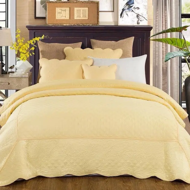 3-Piece Geometric Tell Diamond Quilted Comforter Set, King Size, for Complete Bedroom Setup
