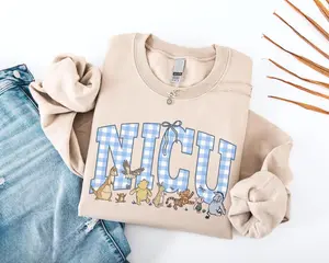 Women's Crewneck Sweatshirt, Gingham NICU Fleece Pullover, Cozy Oversized Fit for Casual Everyday Wear & Nurse Appreciation Gift, Sweatshirts