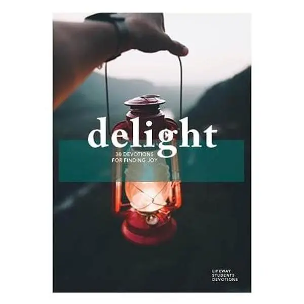 USED Book - Delight - Teen Devotional: 30 Devotions for Finding Joy Volume 2 by Lifeway Students (Paperback) - english