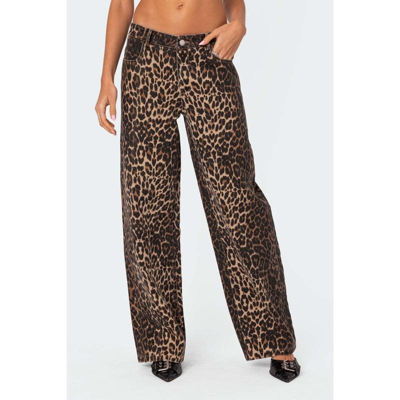 Leopard Printed Low Rise Baggy Jeans