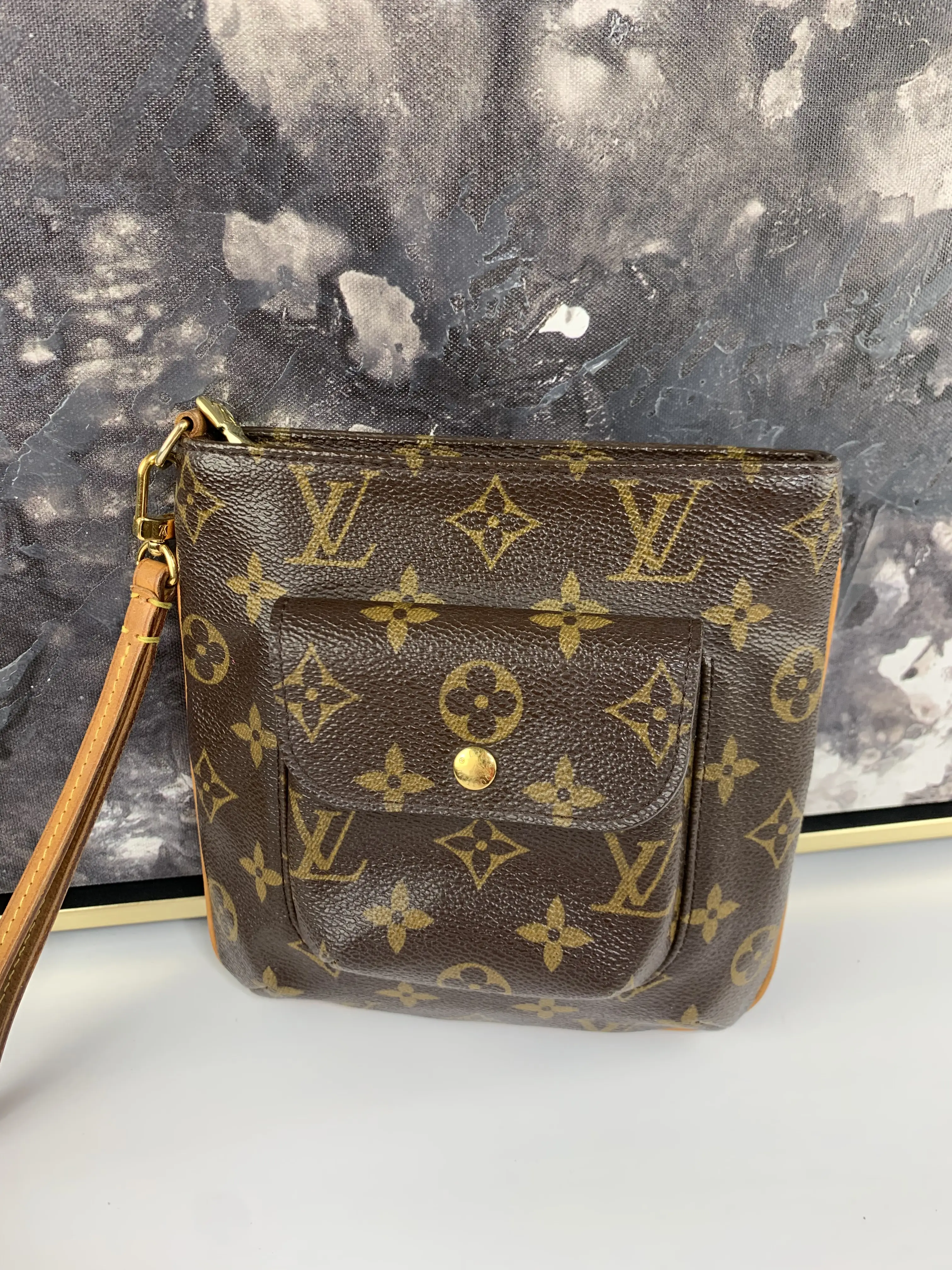 Pre-owned Louis Vuitton canvas Clutches & Wristlets Partition Wrislet