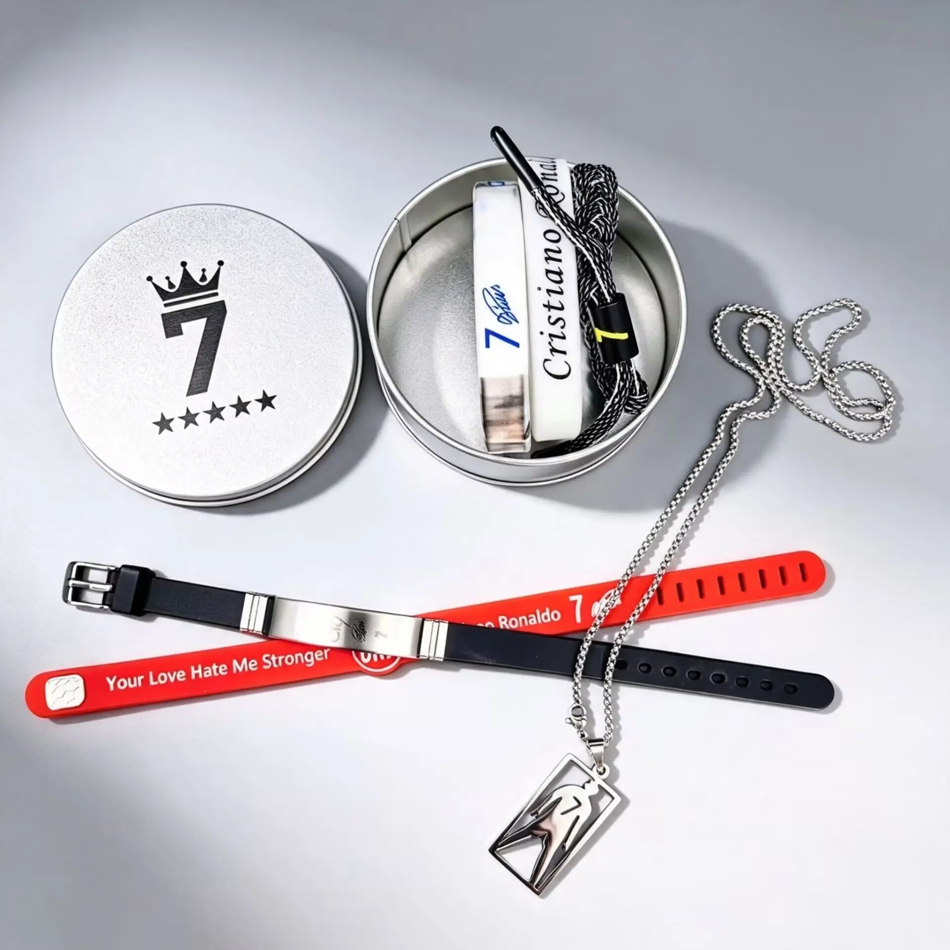 Premier League Soccer Star No.7 Personalized Silicone Fan Gift Set - Unisex Braided Glow-in-Dark 7-Piece Stainless Steel Signature Wrist Accessory with Steel Clasp, Dirt-Resistant Durable Adjustable Titanium Necklace for Sport Events, Everyday Wear