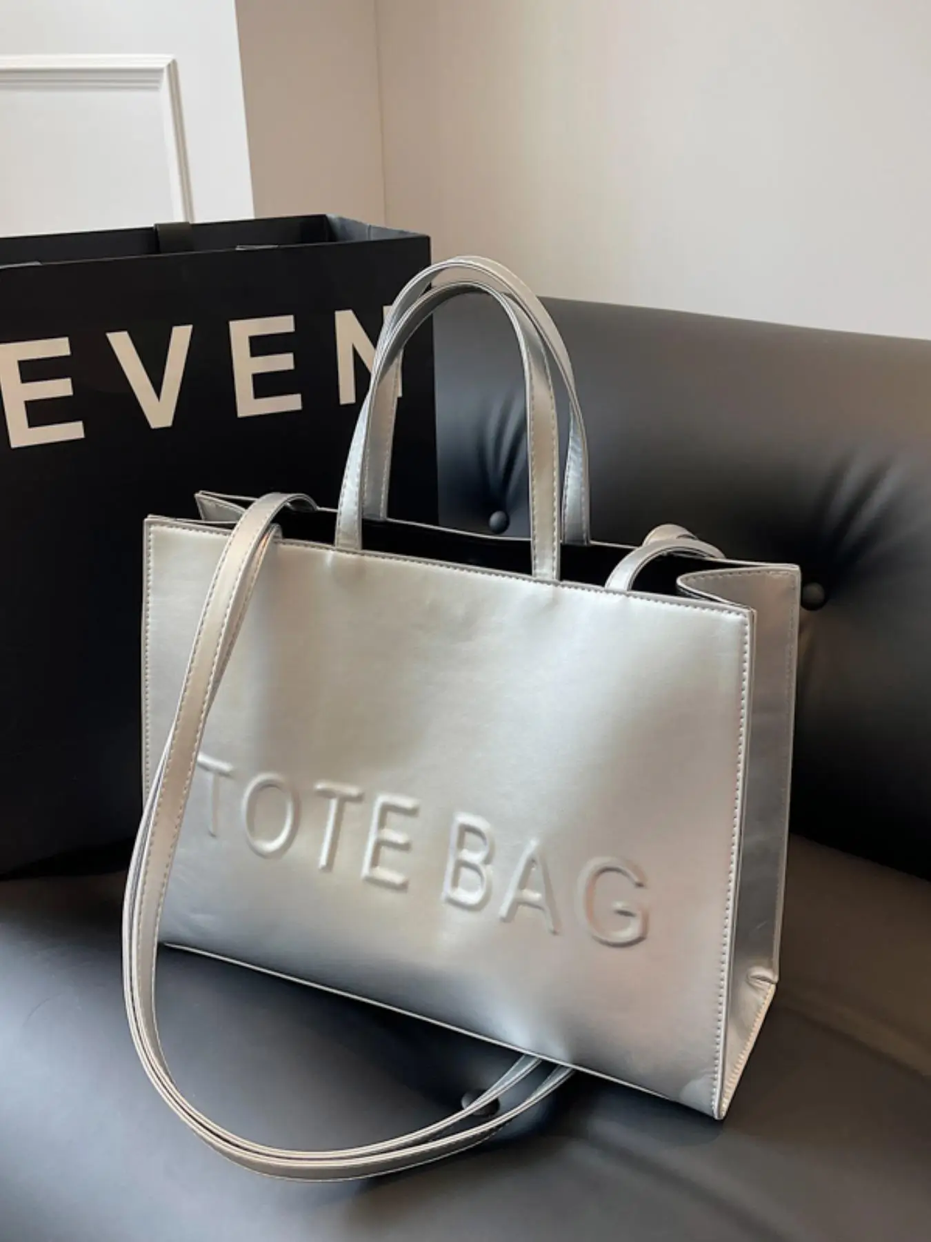 Fashion Letter Pattern Tote Bag, Large Capacity Handbag for Daily Used, Simple Plain PU Leather Shoulder Bag for Women Back to School Work Bags