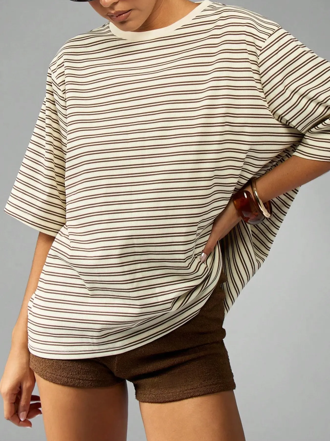 Women's 1pc Striped Oversized Short-Sleeve Ribbed T-Shirt, Casual Loose Tee, Casual Relaxed Fit & Soft Stretch Fabric, Womenswear, Summer