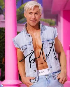 Ryan Gosling Reproduction (RP)/Preprint (PP)/Preprinted (PP) Signed Autograph Autographed Photo (8 x 10-inch)