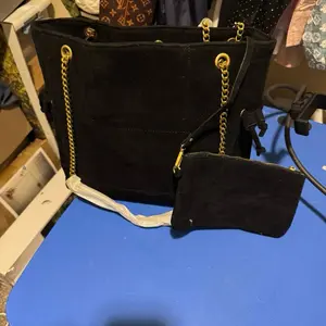 Purse from live please select here based off price
