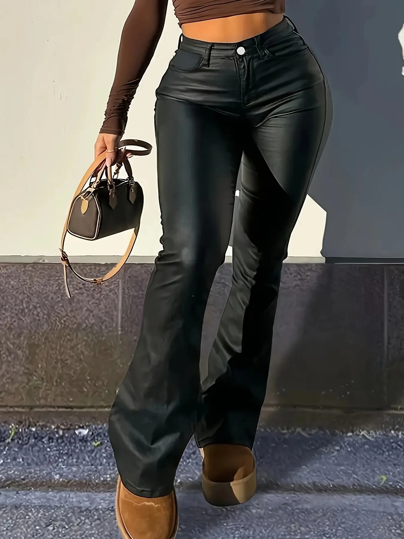 High Elasticity PU Coated Flare Jeans for Women, Stylish Denim Jeans, Comfortable and Trendy, Perfect for Casual Wear