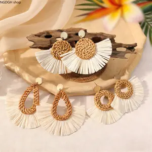 Women's Woven Rattan Fringe Earrings - Handwoven Natural Raffia Fan Drop Earrings with White Pleated Tassels, Gold Studs, Lightweight Hypoallergenic Statement Jewelry for Summer Beach, Festival Party Boho Chic Looks