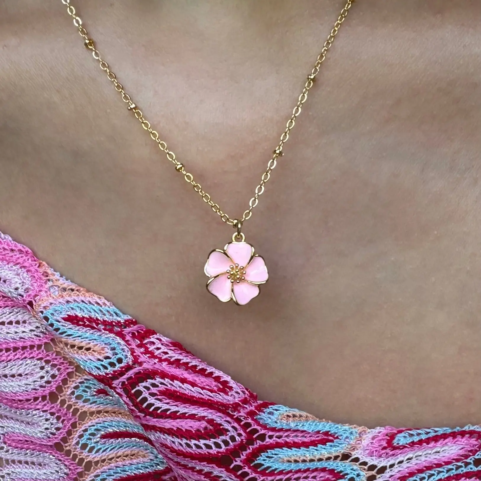 EVRY JEWELS Gold or Silver Plated Women's Hypoallergenic Honolulu Necklace