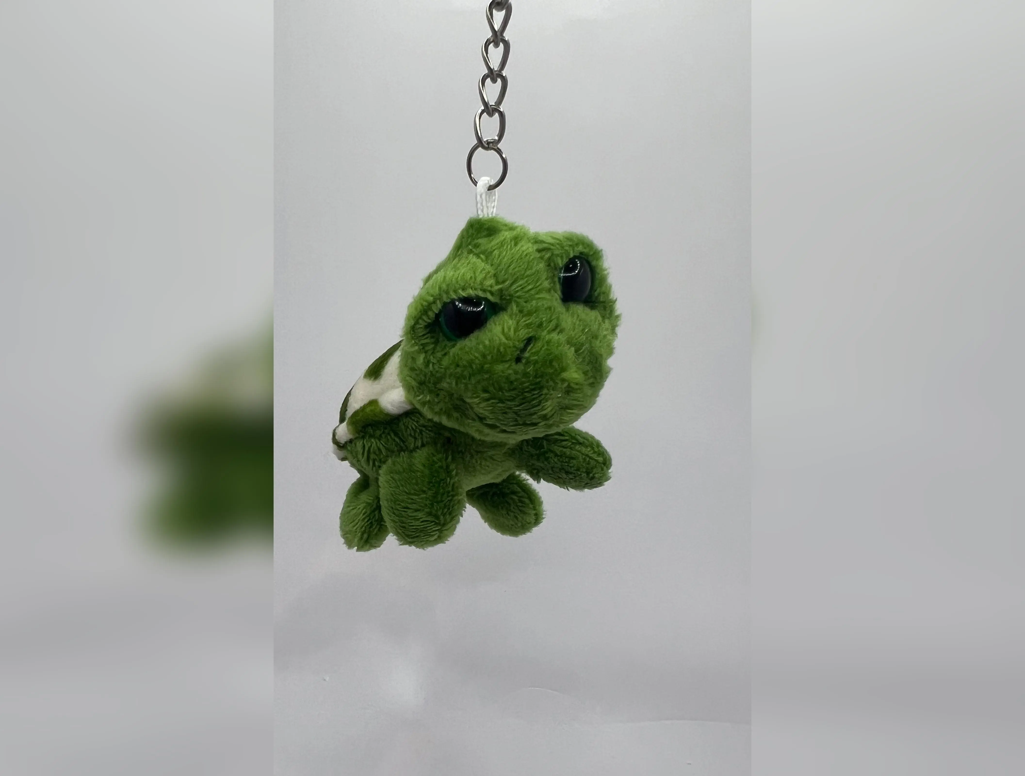 Soft and Huggable Turtle Plushie Keychain for Daily Adventures