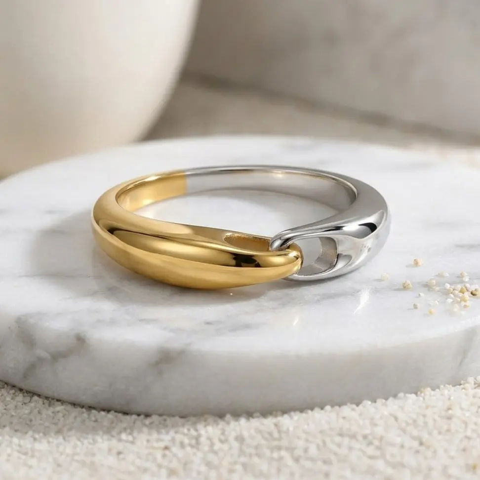 Gold & Silver Colorblock Chain Ring for Modern Style