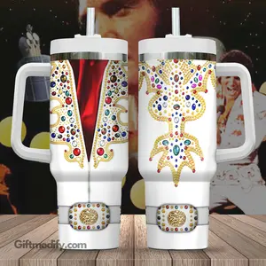 Elvis Presley Iconic Outfit Music Tumbler 40oz with Handle, King of Rock Aesthetic Cup, Vegas Jumpsuit Inspired Mug, Retro 70s Legend Fan Gift, Classic Music Travel Mug, Stainless Steel Tumbler