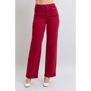 Hearty Garment Dyed Heart Shaped 90s Straight Judy Blue Jeans