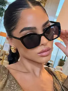 Unisex Simple Style Cat Eye Frame High Quality Sunglasses, Trendy Casual Tinted Lens Sunglasses for Travel Use, Fashion Accessories for Outdoor Activities