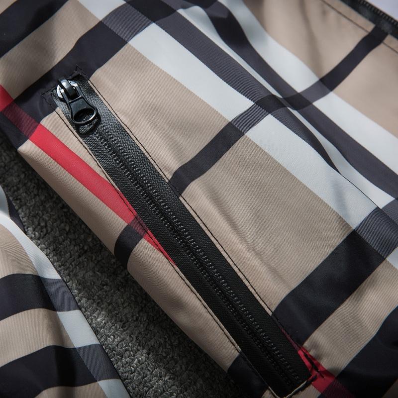 Men's lightweight hooded (stand-up collar) jacket, zip-up windbreaker, with adjustable drawstrings and color-block stripes, stylish for spring and autumn, casual men's outerwear, customizable personalized jacket, fashionable khaki plaid design