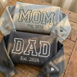 (Leave a note) Custom Embroidered Mom Dad Sweatshirt , Name On Sleeve With Heart, Mothers Day Gifts, Gift For New Mom Daddy, Dad Est Year