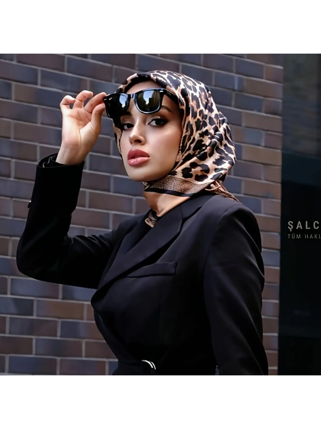 Cross-border European and American leopard print silk scarf 90cm imitation silk large square scarf women's satin square scarf headscarf Muslim headscarf