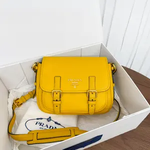 Pre-owned PRADA Leather Shoulder Bags 7.8'' R13969 Shoulder Bag C6844153255 0221 T1 Chloe