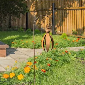 Vintage-Style Iron Garden Stake with 1 Elegant Bellflowers, Eye-Catcher Dynamic Garden Design, Perfect Gift for Housewarming/wedding/christmas, Garden Gnome Statue