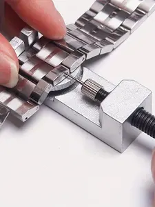 Watch Repair Tool Set, Metal Adjustable Height Watch Band Remover, Cross-Band Strap Removal Kit, Repair Toolkit, All-Seasons Use, Solid Design