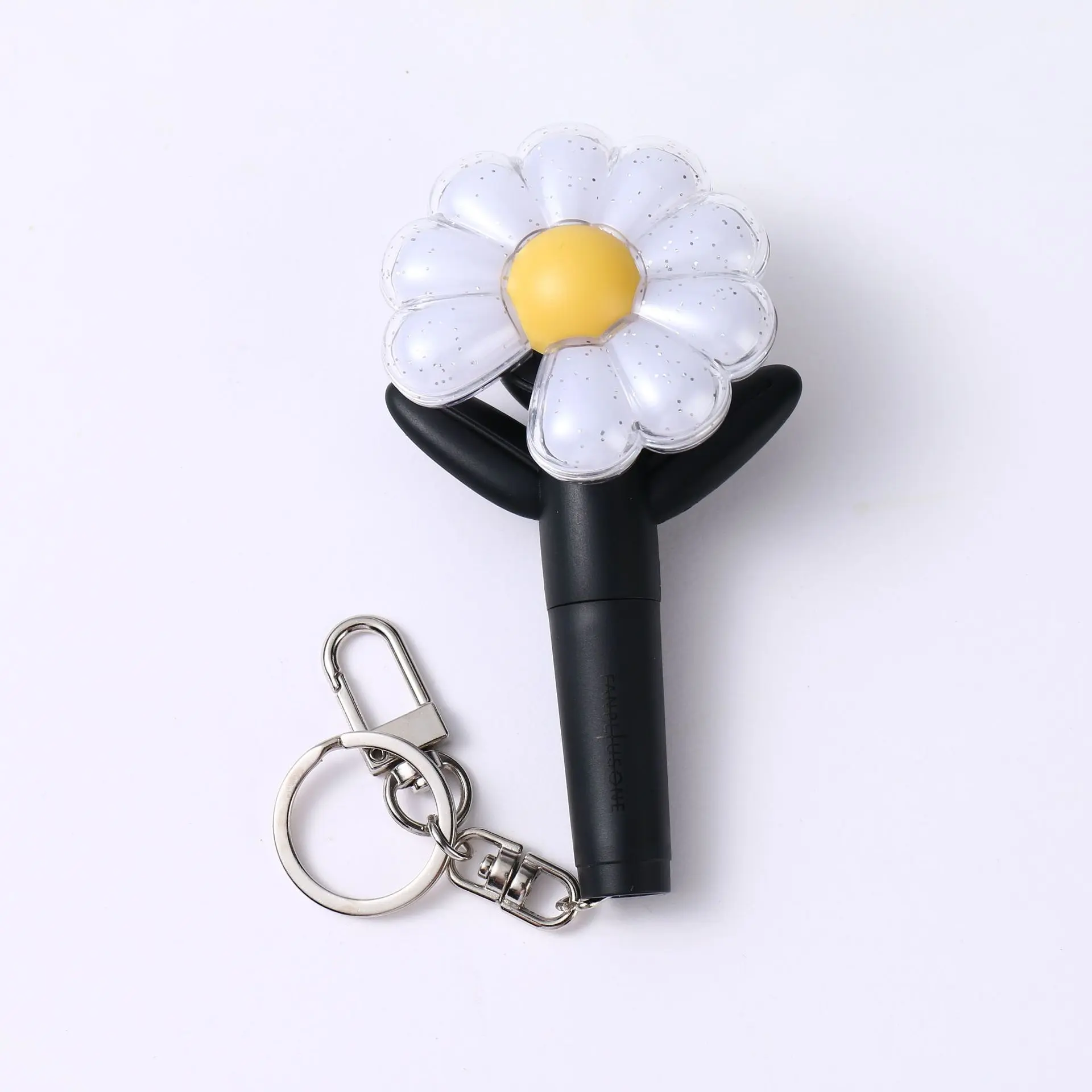 KPOP Idol G-Dragon Mini Daisy Lightstick Keychains Glow Acrylic Support Stick Key Ring Pendant Accessories GD Fans Gifts