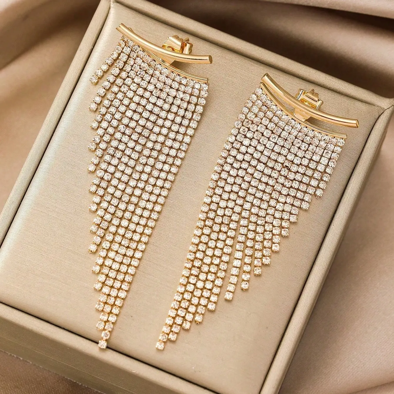 Golden oblique full diamond