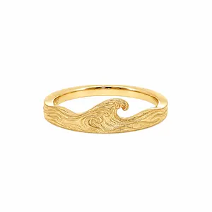 Wave Ring in 18K Gold