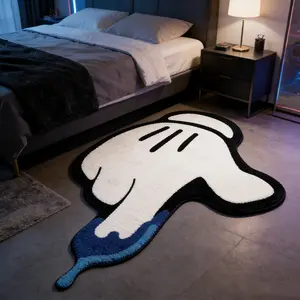 American street style glove-shaped carpet, Washable area rug, black and white contrast color machine washable non-slip mat, irregular special-shaped floor mat, soft and waxy suede living room entrance decorative carpet