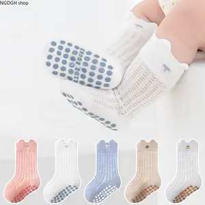 Children's Non-Slip Ribbed Cotton Ankle Socks - 8-Color, Breathable, Durable Toddler Socks with Silicone Grip Dots, Ideal for Indoor Play & First Walking (Sports & Outdoor Use)