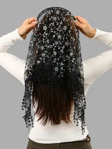 Women's Fashion Solid Color Floral Lace Triangle Bandana, Lightweight Hollow Sun Protection Headscarf, Easy Wrap Hijab, Casual All-Season Accessory