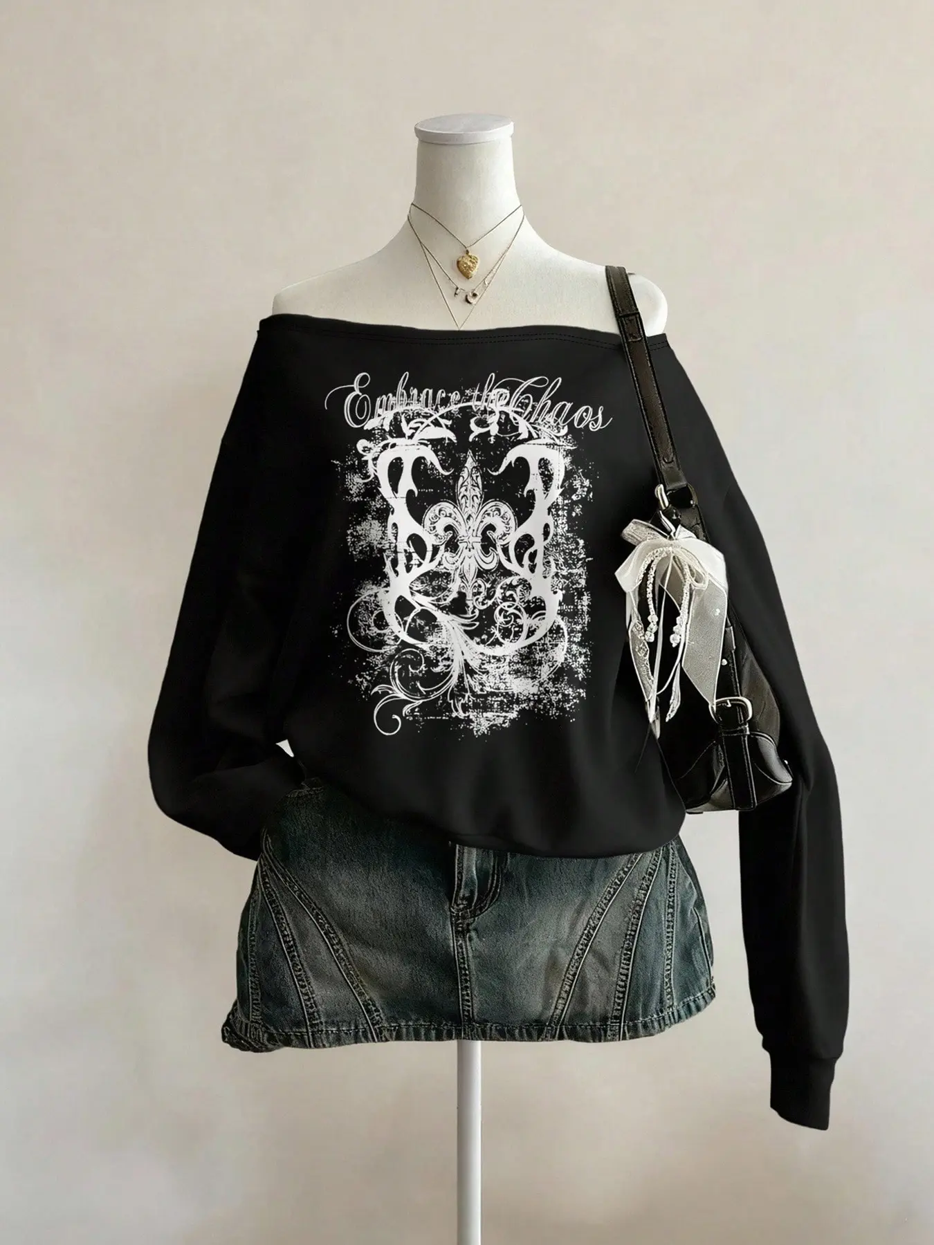Women's Y2K Gothic Style Off-Shoulder Sweater, Butterfly Totem Graphic Letter Print Loose-Fitting Casual Top, All Seasons Essential Apparel, Womenswear