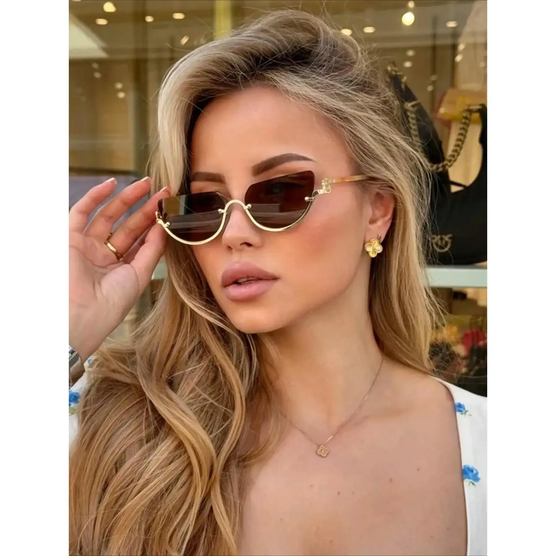 Vintage Round Men's Sunglasses, Unisex Streetwear Style in a Lightweight Plastic & Metal Half-Frame with UV400 Lenses for Versatile Use, Stylish Sunglasses, Vintage Trendy Sunglasses