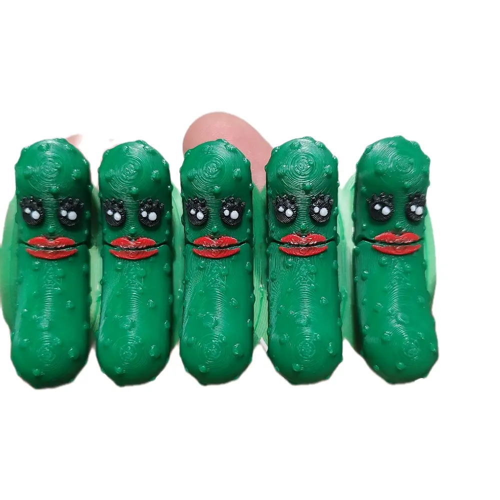 3D Printed Mini Tickle Pickles Articulated Fidget - Stress Relief Toy for Ages 3 & Up, Vibrant Green Design with Flexible Joints, Compact Size