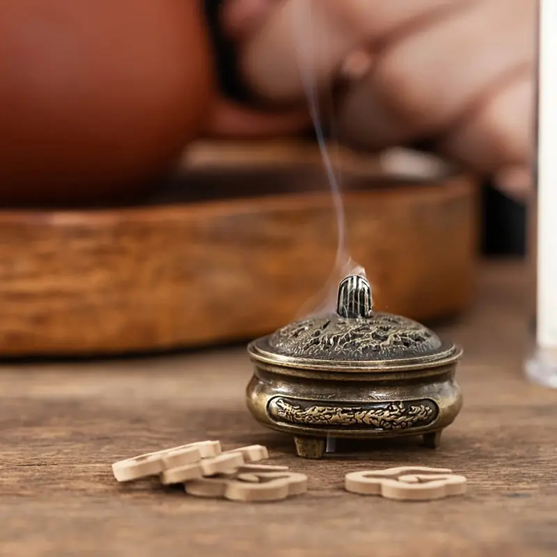 Dragon Phoenix Incense Burner, Alloy Four-Leaf Clover Shape Aromatic Aromatherapy Stand, Incense Holder, Ideal for Home Decor, Holiday Decoration, Fragrance