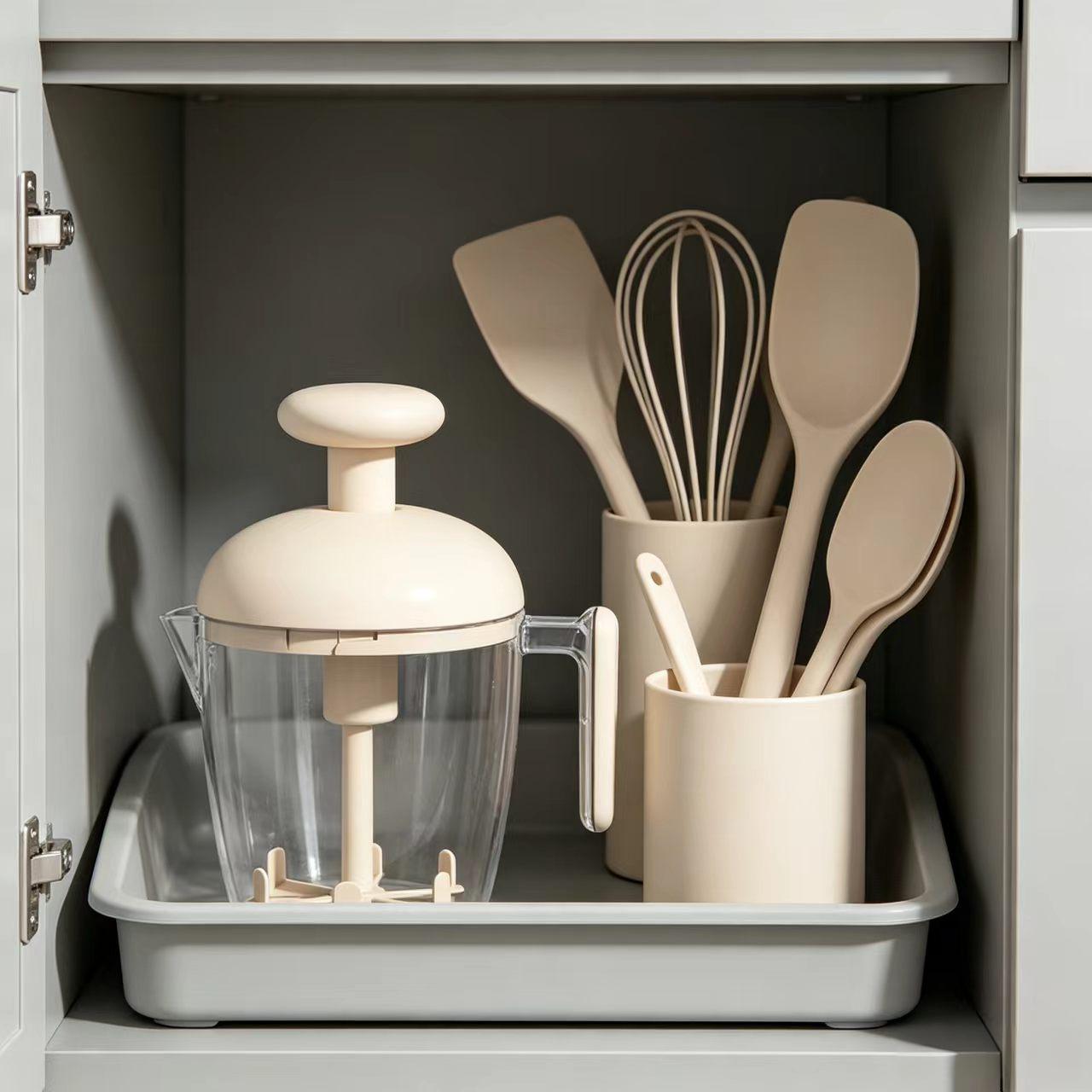Hand-Press Egg Beater Cup – Whisk, Strain & Whip Effortlessly!