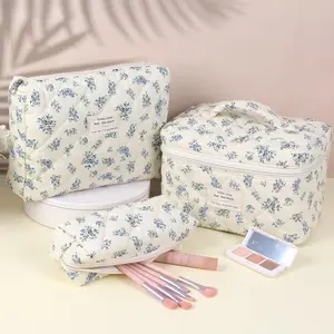 3Pcs Blue Floral Quilted Makeup Bag Set, Large Capacity Cosmetic Bag with Pencil Case, Travel Toiletry Organizer for Women, Aesthetic Make Up Pouch for Daily/Travel